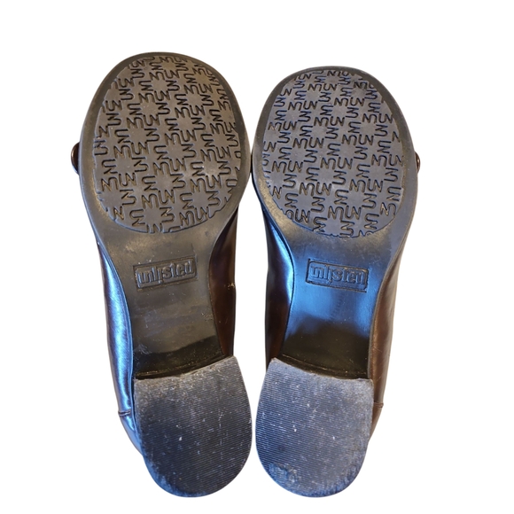 Unlisted Brown Low Heel Loafers - Picture 5 of 5